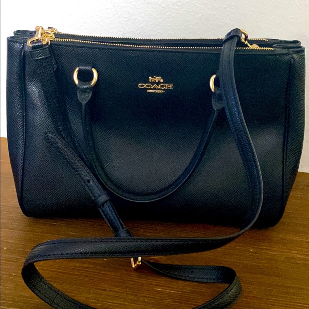 coach bag. Never used. No tags